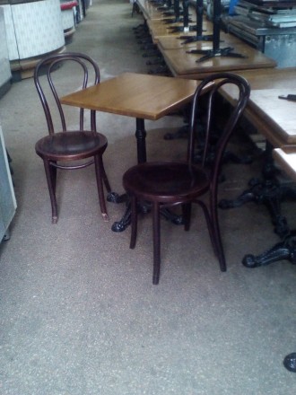 Продается стол деревянный на чугунной ноге для кафе, кофейни . Стол б/у круглый . . фото 5