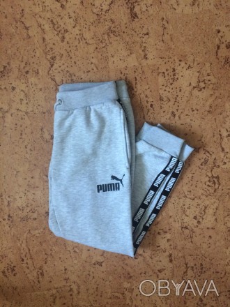 Спортивные штаны пума со вставками 

Состояние: 5-5 (идеал)

Полупояс: 38, т. . фото 1