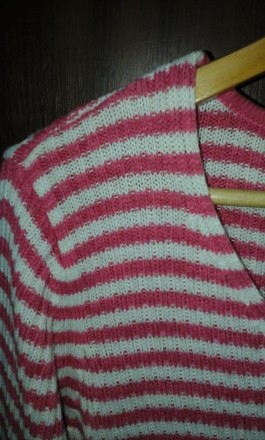 Пуловер женский из мягкой пряжи. Размер 50, в разноцветную полоску, у-образный в. . фото 4