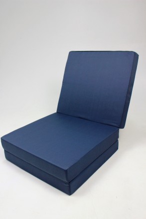 Матрас состоит из трех секций, благодаря чему его можно сложить в пуф, кресло ил. . фото 5