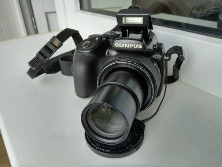 Фотоаппарат и оптика в отличном состоянии
Отличный большой зум 4,6 - 92 мм
раб. . фото 3