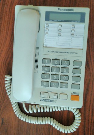 Продам стационарный офисный телефон Panasonic KX-TS17MX-W . Состояние близкое к . . фото 3