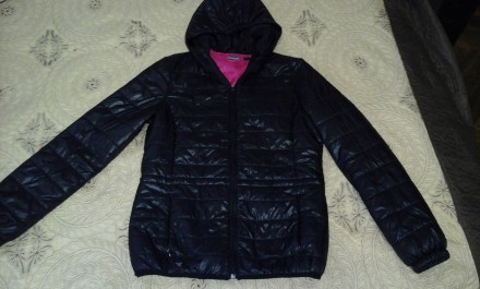Продам жіночу демісезонну куртку німецької фірми Esmara.Розмір 42.Стан нової.Без. . фото 7