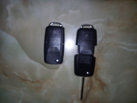 Выкидной ключ Skoda, Volkswagen, Seat,Audi 2 или 3 кнопки.
Цена актуальная.

. . фото 8
