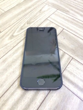 Продам iPhone 5s Never Lock идеальное состояние, есть небольшая царапина на задн. . фото 2