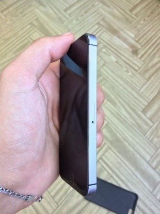 Продам iPhone 5s Never Lock идеальное состояние, есть небольшая царапина на задн. . фото 6