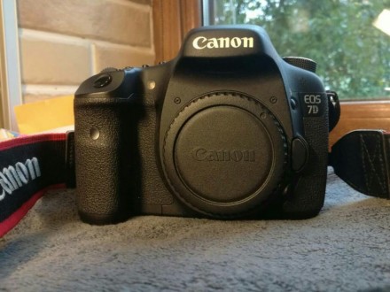 Продам в чудовому стані Canon 7D. Ціна 11000грн. Стан чудовий. Використовувався . . фото 2