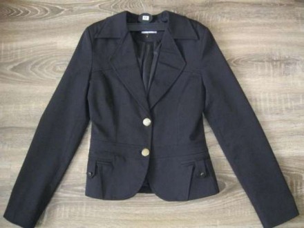 Продам женский черный пиджак в идеальном состоянии, одевался всего несколько раз. . фото 2