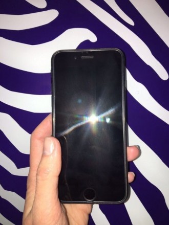 Продам свой iPhone 6 space grey 64gb в корпусе 7 чёрный матовый и с яблочком кот. . фото 2