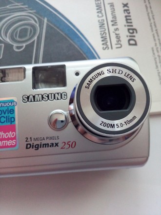 Тип камеры цифровая 
Объектив
Фокусное расстояние (35 мм эквивалент) 38 - 76 м. . фото 9