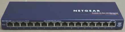 FS116 - 16 port 10/100 Mbps Fast Ethernet Switch with Auto Uplink. . фото 2