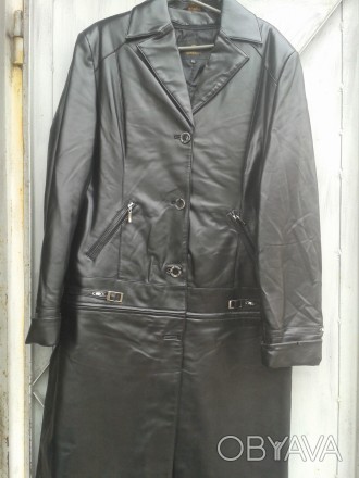 Продаю пальто,низ отстегиваеться получаеться куртка-пиджак,материал-качественный. . фото 1