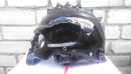 лем выполнен из ударопрочного пластика ABS
Дизайн шлема разработан таким способ. . фото 5