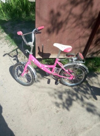 Продам велосипед для девочки, есть страховочные колеса, из недостатков - надо по. . фото 2