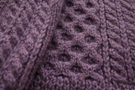 свитер шотландский сиреневый
с воротником длина 43, без - 41
рукав - 29
регла. . фото 5