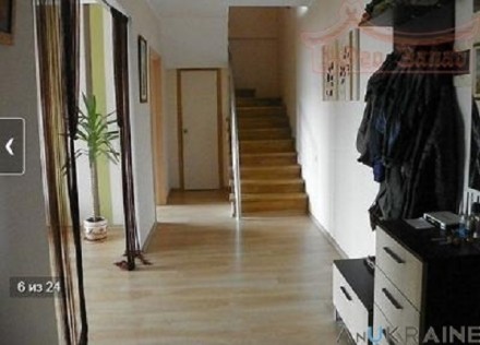 Предлагается к продаже 5-комнатная квартира в двух уровнях в кирпичном доме в це. Приморский. фото 3
