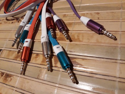 Шнур AUX плоский силікон + мікрофон (якість)
Металічні штекера!. . фото 2