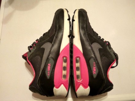 Продам оригинальные кроссовки Nike Air Max 90 в хорошем состоянии с дефектом. Ра. . фото 3