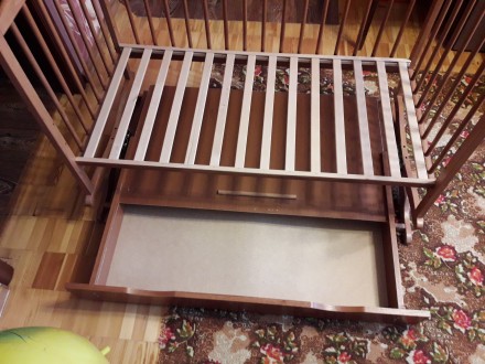 Продам удобную и качественную кроватку, изготовленую из экологически чистой нату. . фото 5