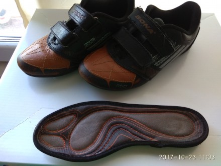 Кроссовки фирмы bona, очень качественные,кожаные, липучки в отличном состоянии,и. . фото 6