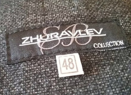 Пальто Zhuravlev Collection с капюшоном и подстежкой

Основная ткань: пальтова. . фото 3