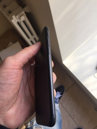 Продам Iphone 7 32gb Black Neverlock, в идеале, полный комплект + 2 чехла в пода. . фото 3