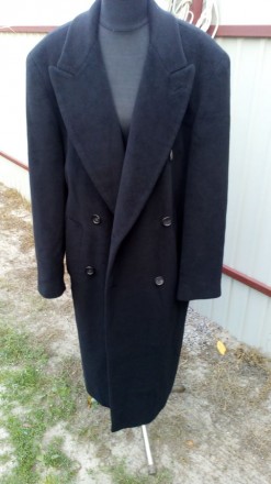 Супер качественное стильное пальто
 кашемир настоящий фирмы бос черного цвета
. . фото 10