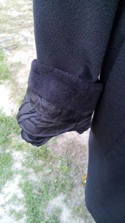 Супер качественное стильное пальто
 кашемир настоящий фирмы бос черного цвета
. . фото 6