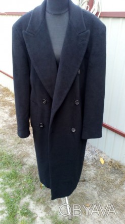 Супер качественное стильное пальто
 кашемир настоящий фирмы бос черного цвета
. . фото 1