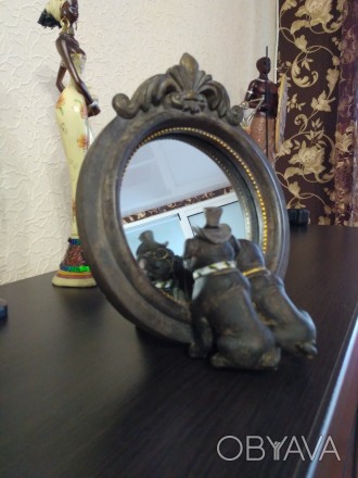 Продам зеркало из Кактуса.
Ширина 20 см.
Высота 24 см.. . фото 1