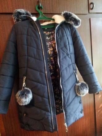 Продаю нову теплу зимову куртку (холлофайбер), 46 розмір. Можу віддати при зустр. . фото 3