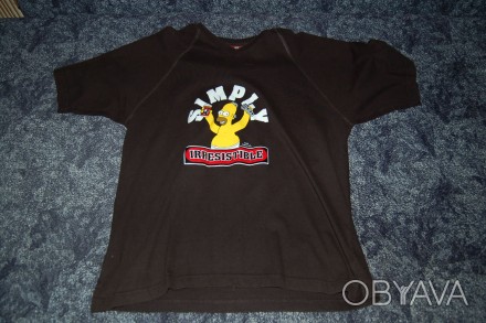 Продам футболку с изображением Гомера Симпсона.
Футболка в хорошем состоянии.
. . фото 1