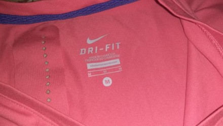 Фирма Nike Оригинал
Камбоджа
Куплена в Германии
с системой Dri-Fit
Стильная . . фото 5