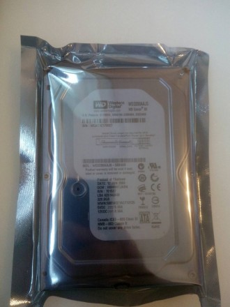 Жесткий диск HDD 3.5" WD 320GB, 7200RPM (WD3200AAJS)
- 430 грн

068 600 71 04. . фото 2