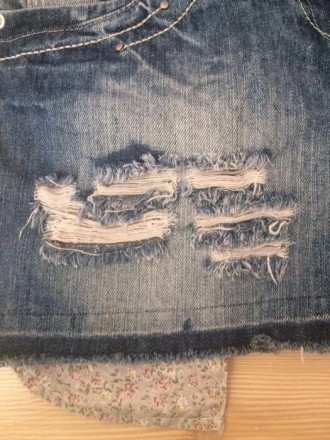 новая джинсовая  юбка , размер 10/38/L , лежала пару лет , но ни разу так и не н. . фото 3