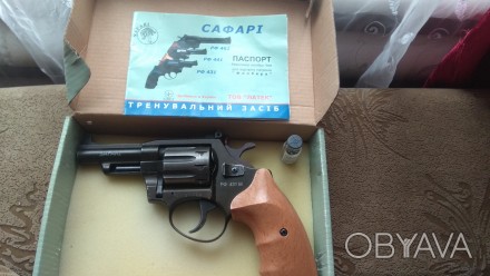 Продам Револьвер фирмы "Латек" Сафари РФ 431М под патрон Флобера состояние новог. . фото 1
