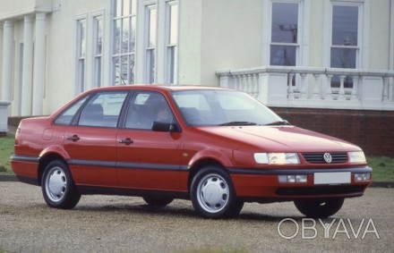 Volkswagen Passat В4 , 95 г.в., красный, 1,8mi, бензин, 5КПП, ГБО, литые диски, . . фото 1