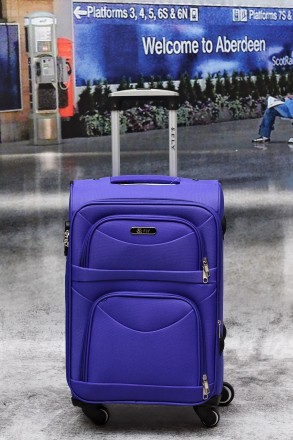 Описание
Дорожный чемодан на четырех колесах FLY произведен из надежного и проч. . фото 9