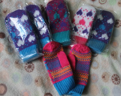 Дитячі рукавички. Чудова якість, виробник Польща.
Теплі, практичні, зручні. Не . . фото 4