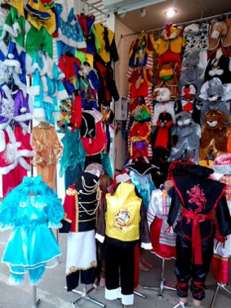Детские новогодние,карнавальные костюмы только новые от 180грн(гномики)от 225грн. . фото 9