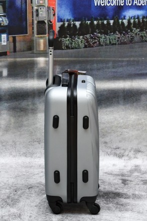 Описание
Брендовий Ультралегкий чемоданы Wings 304 1.Европейское качество. Прои. . фото 8