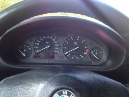 Продам BMW E36 325 газ бензин м50 мотор! Установлен ксенон у ближнем,сигнализаци. . фото 6