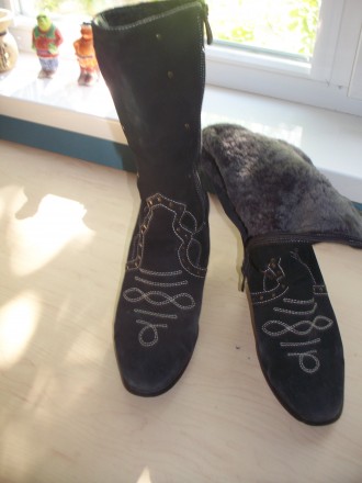 Женские зимние сапоги на устойчивом каблуке. Выполнены полностью из натуральных . . фото 4
