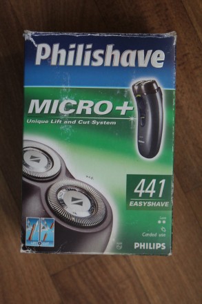 Хорошее состояние и полный комплект

Электробритва Philips Philishave 441 сери. . фото 5