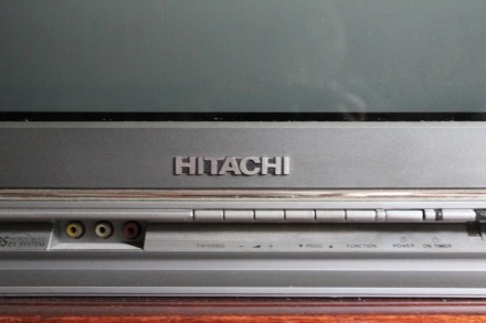 Продам телевизор hitachi c21-tf330s с пультом в отличном состоянии. ТОРГ

В ре. . фото 4