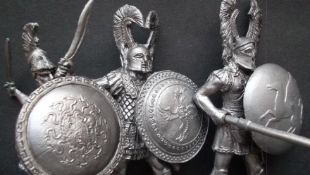 солдатики - 5 древних греков в отличном состоянии ( пластик ). . фото 4