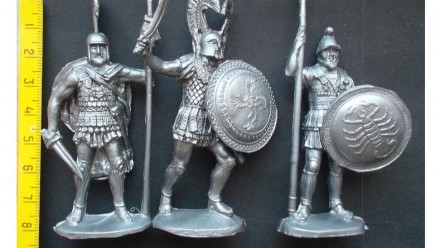 солдатики - 5 древних греков в отличном состоянии ( пластик ). . фото 8