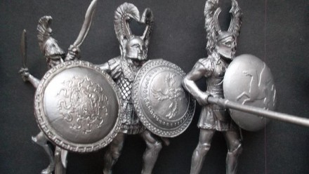 солдатики - 5 древних греков в отличном состоянии ( пластик ). . фото 13