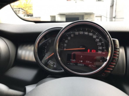 Продам автомобіль Mini Cooper F56 2016 року. Транспортний засіб придбаний в сало. . фото 3