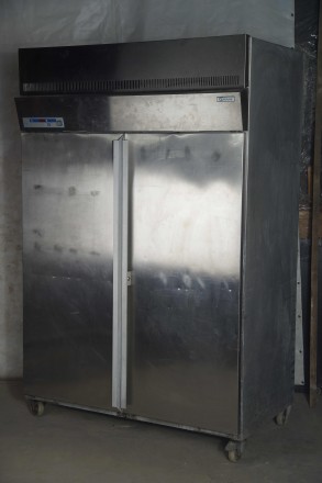 В продаже  Холодильные шкафы больших объемов  в рабочем состоянии 
Склад  б\у о. . фото 7